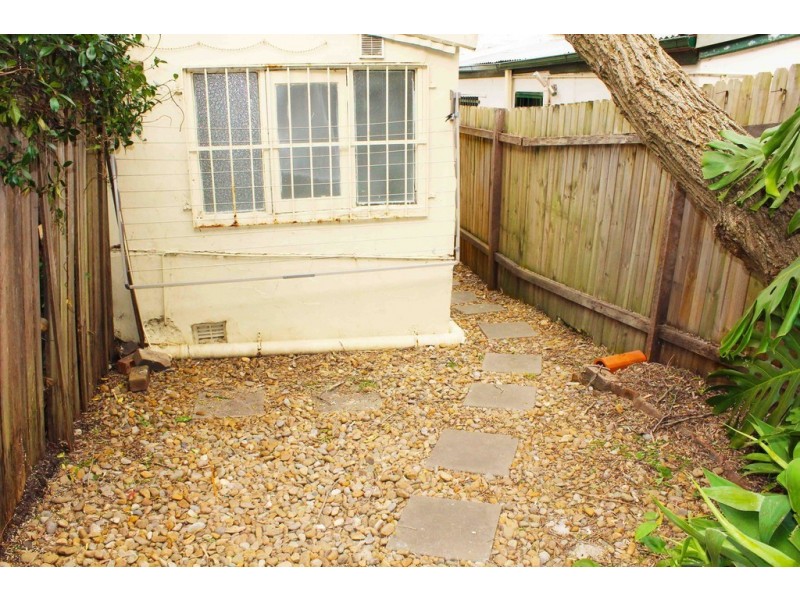 27 Iredale Street, Newtown NSW 2042