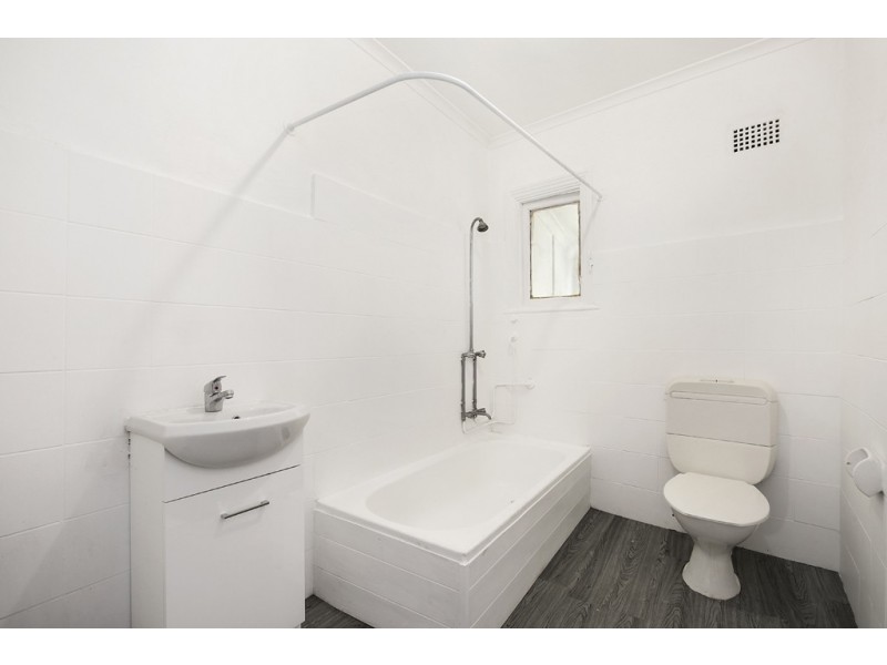 93 Simmons Street, Enmore NSW 2042