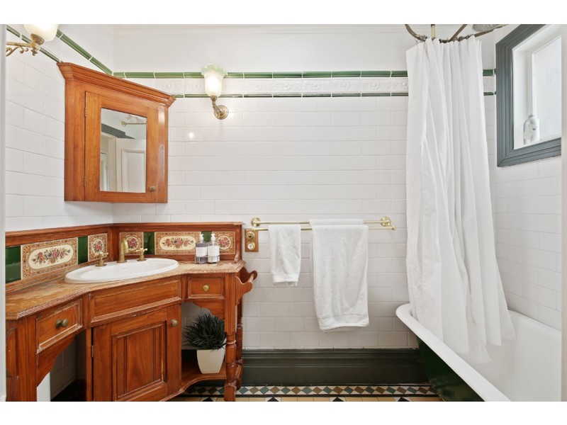 25 Ferndale Street, Newtown NSW 2042