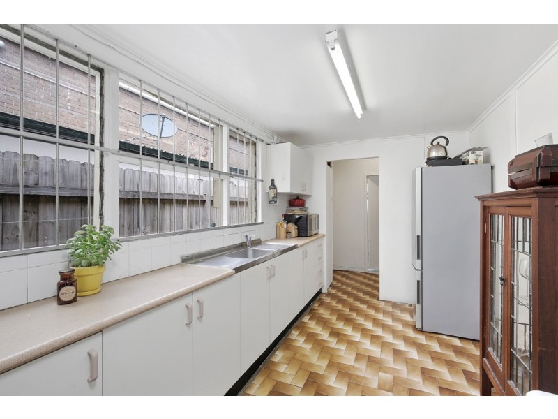 27 Iredale Street, Newtown NSW 2042