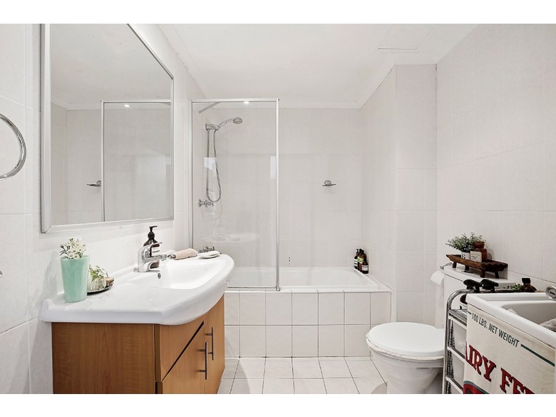 219/1-3 Larkin Street, Camperdown NSW 2050