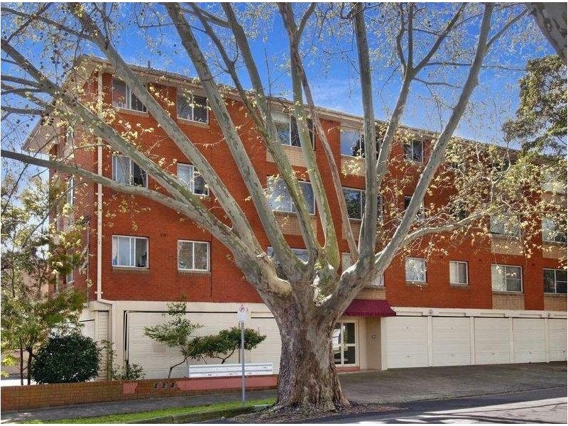 2/22 Kingston Road, Camperdown NSW 2050