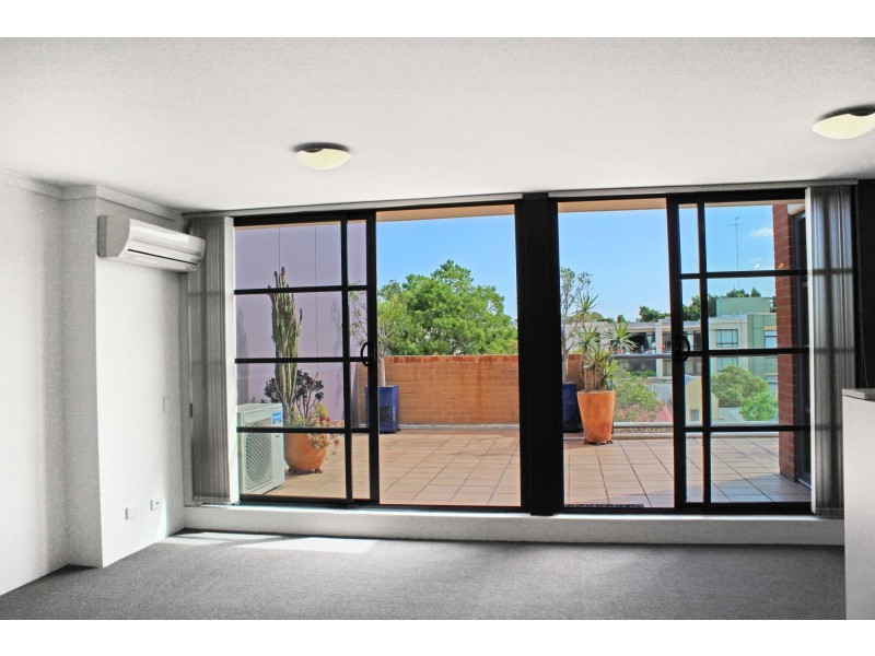 303/10 Fitzgerald Street, Newtown NSW 2042