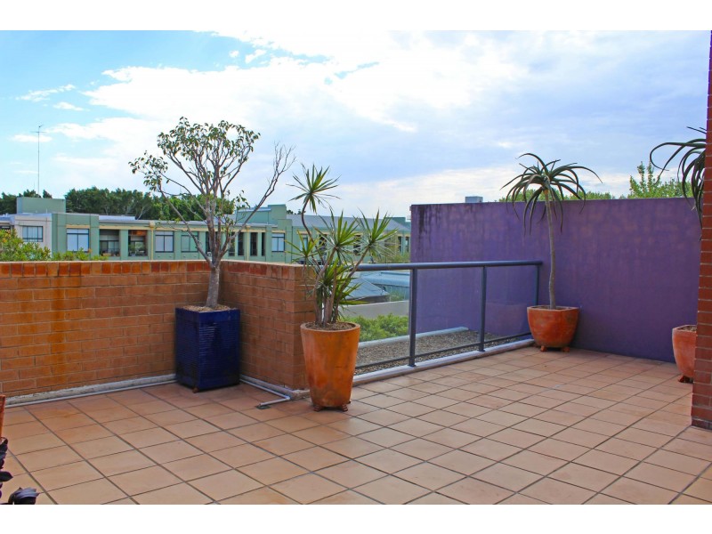 303/10 Fitzgerald Street, Newtown NSW 2042