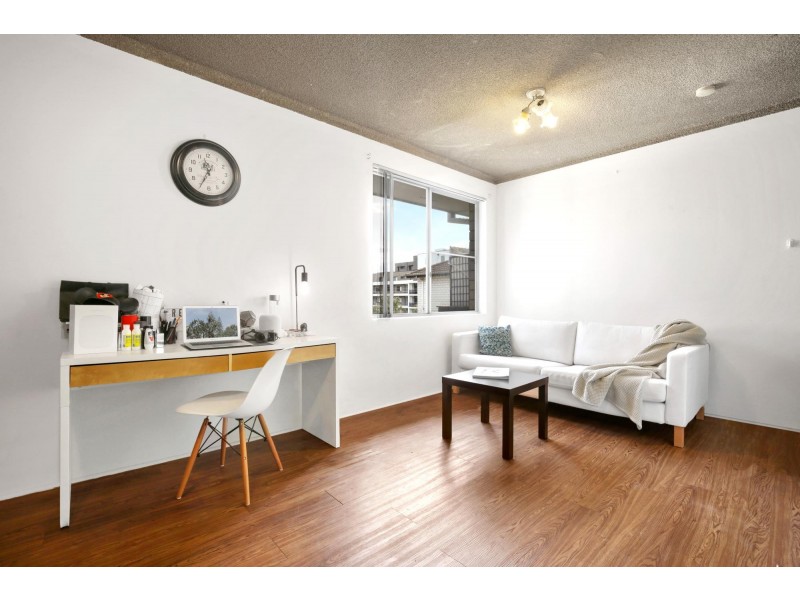 36/12 Goulburn Street, Warwick Farm NSW 2170