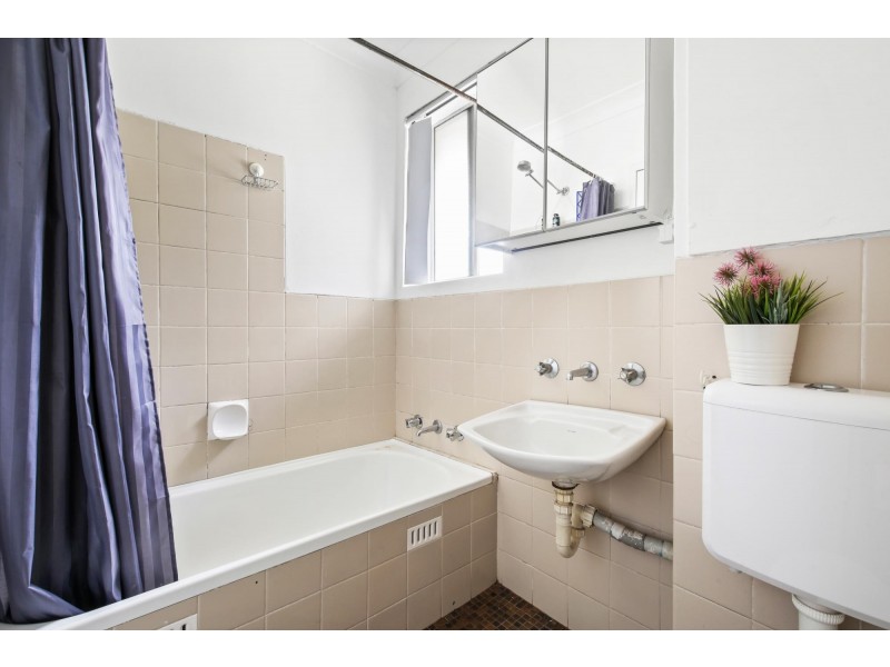 36/12 Goulburn Street, Warwick Farm NSW 2170