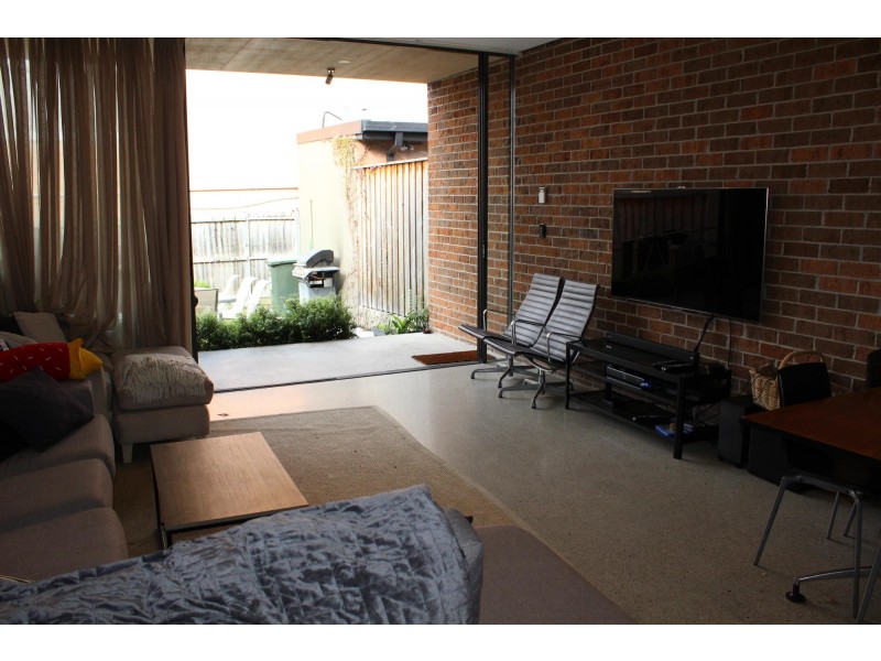 61 Liberty Street, Enmore NSW 2042