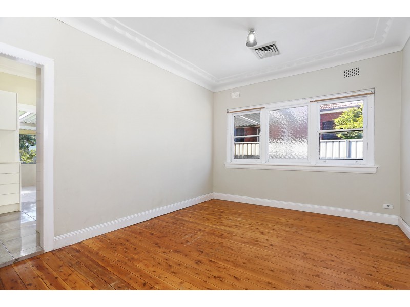 388 Stoney Creek Road, Kingsgrove NSW 2208