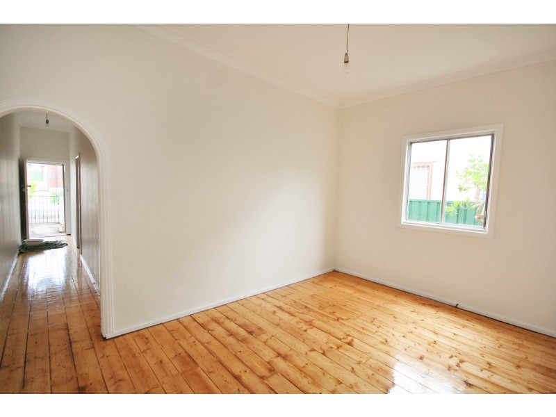18 Petersham Road, Marrickville NSW 2204