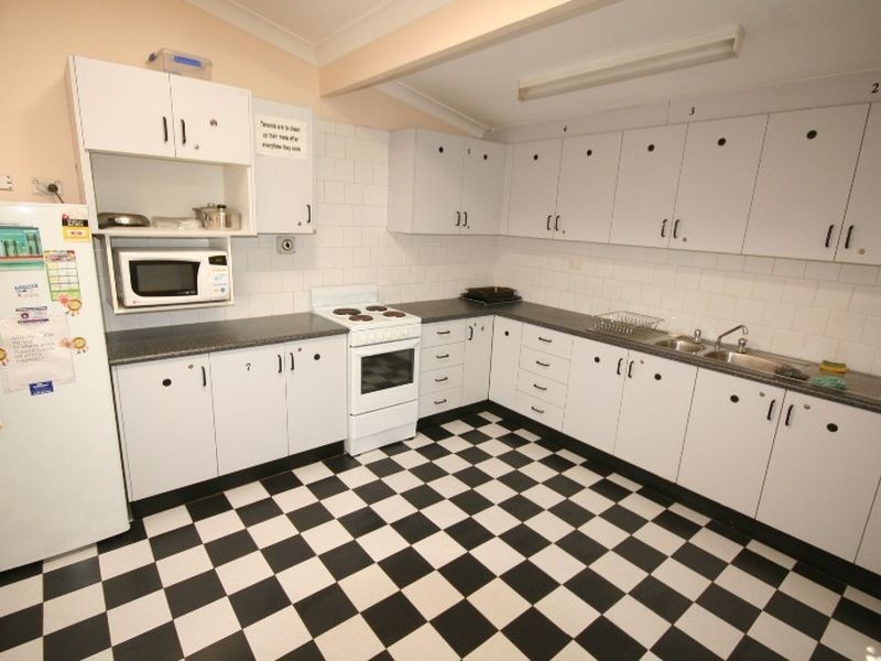 2/72 Grove Street, St Peters NSW 2044