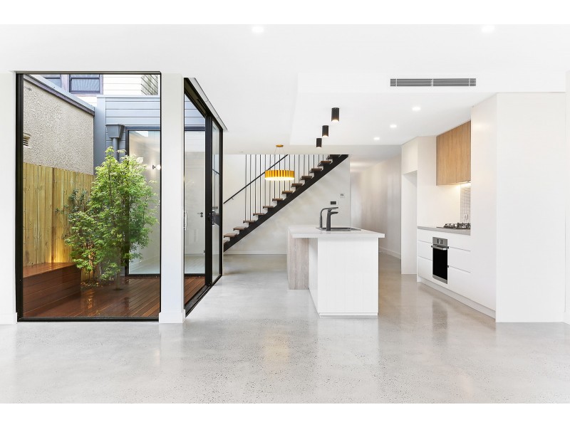 31 Florence Street, St Peters NSW 2044