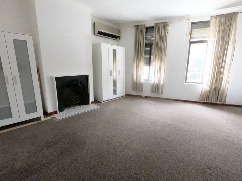 REAR/253 King Street, Newtown NSW 2042