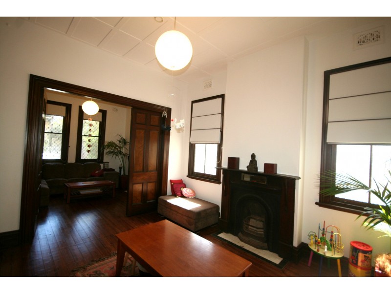 1 Jarocin Avenue, Glebe NSW 2037