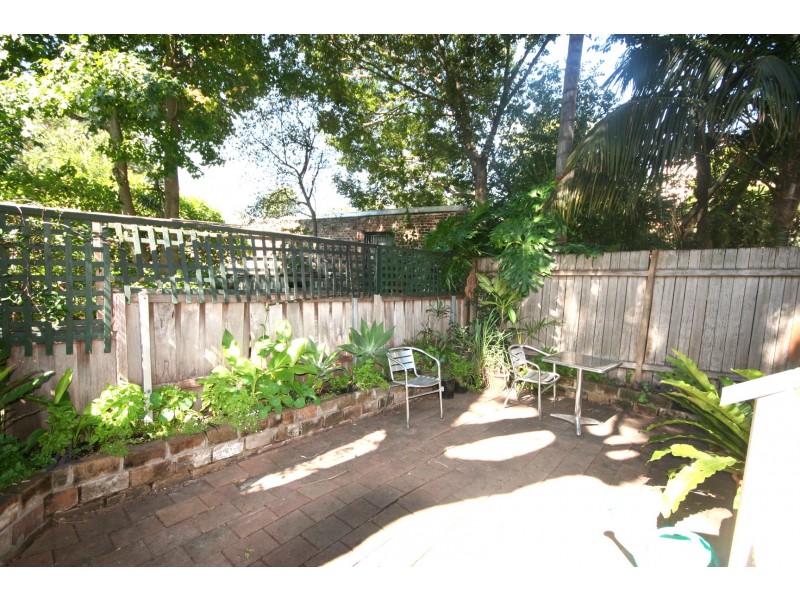 1 Jarocin Avenue, Glebe NSW 2037