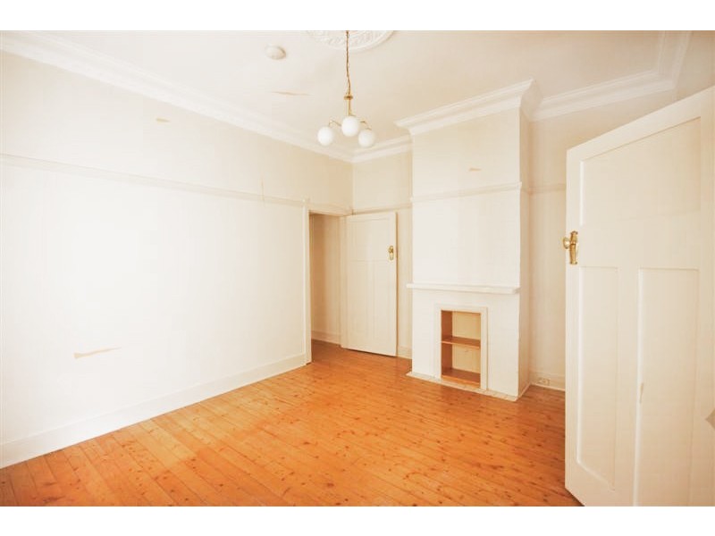 44 Baltic Street, Newtown NSW 2042