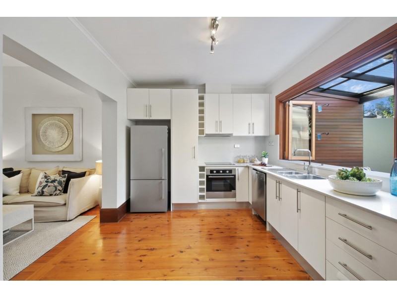 1 Augustus Street, Enmore NSW 2042