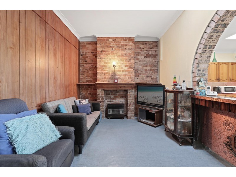 124 Lennox Street, Newtown NSW 2042