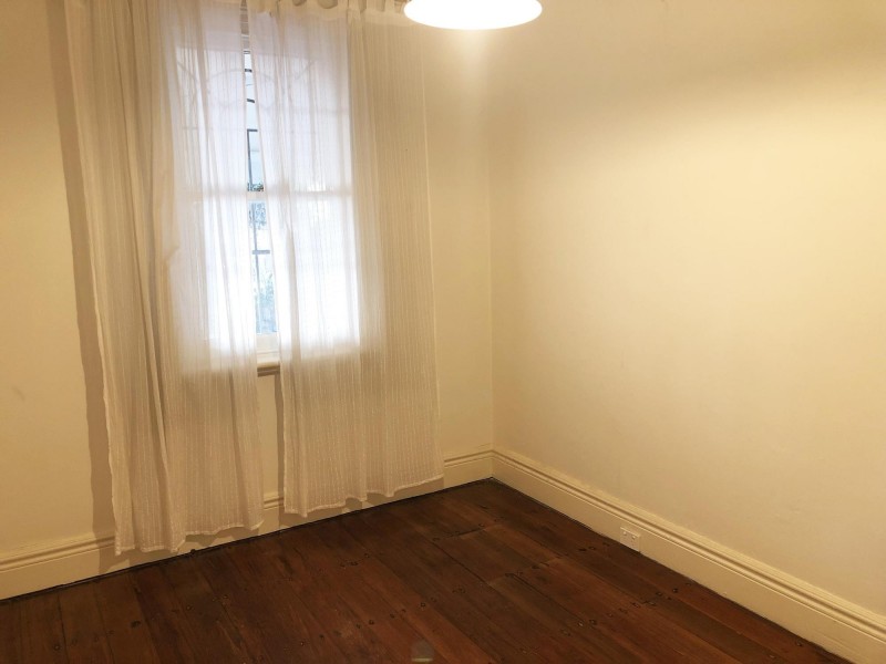 86 Unwins Bridge Road, St Peters NSW 2044