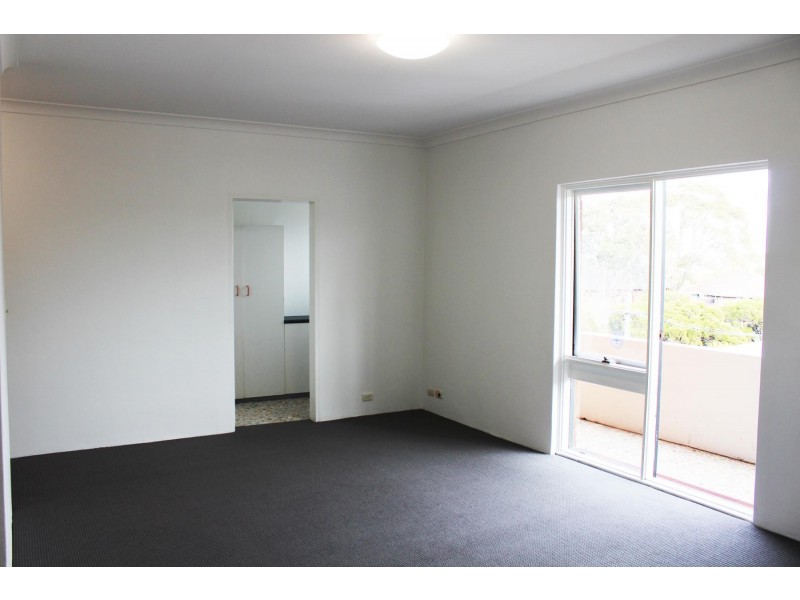 8/39 Laura Street, Newtown NSW 2042