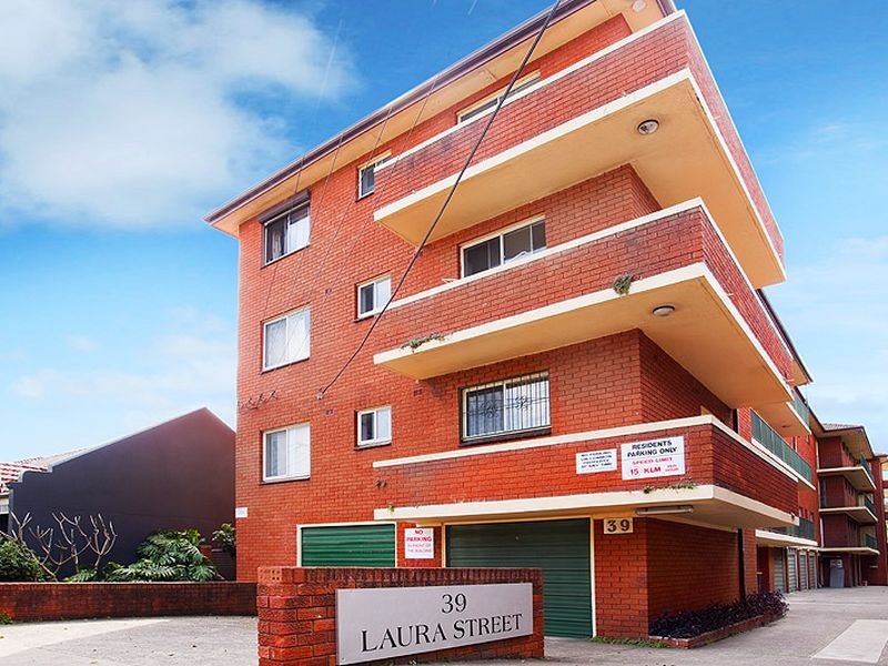 1/39 Laura Street, Newtown NSW 2042