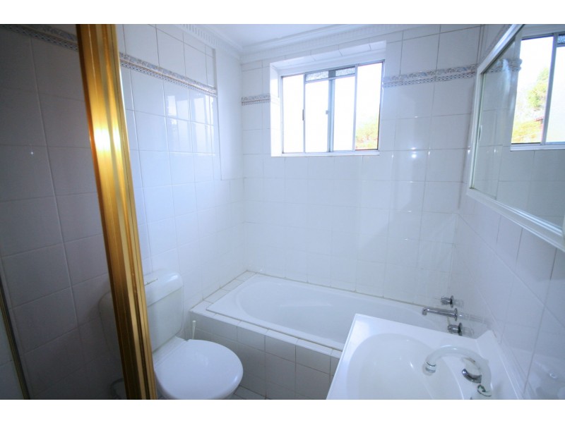 1/39 Laura Street, Newtown NSW 2042