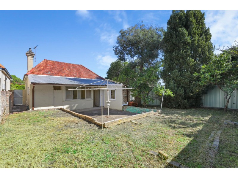 13 Scouller Street, Marrickville NSW 2204