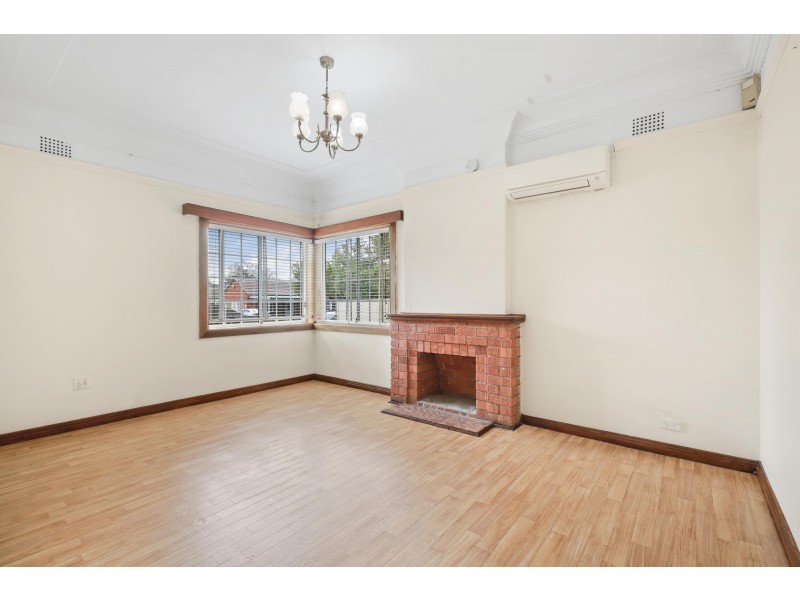 1 Nichols Avenue, Beverly Hills NSW 2209