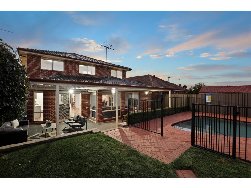 11 New England Drive, Kingsgrove NSW 2208