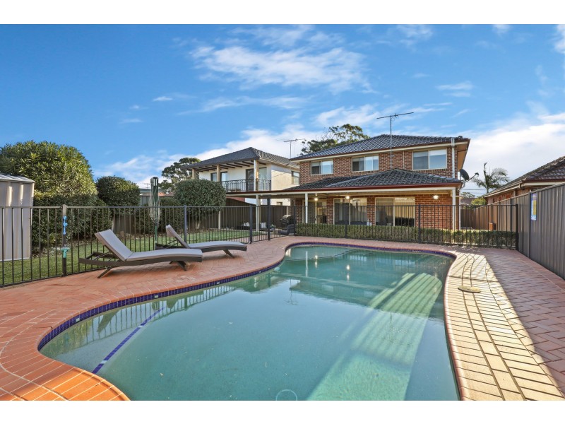 11 New England Drive, Kingsgrove NSW 2208