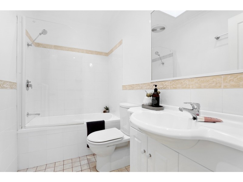 23 Linthorpe Street, Newtown NSW 2042