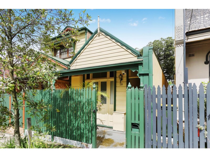 39 Commodore Street, Newtown NSW 2042