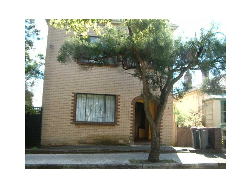 2/8 Wemyss Street, Enmore NSW 2042