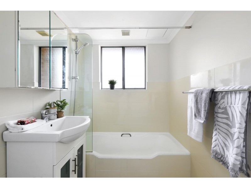 10/22 Bayley Street, Marrickville NSW 2204