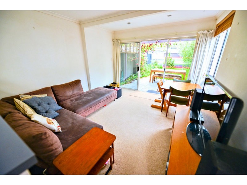 27 Pleasant Avenue, Erskineville NSW 2043