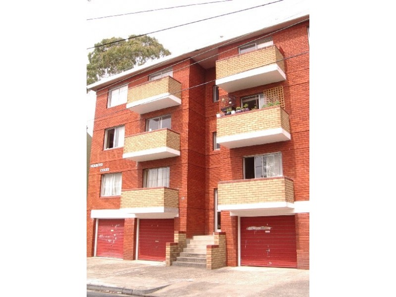11/15-17 Iredale St, Newtown NSW 2042