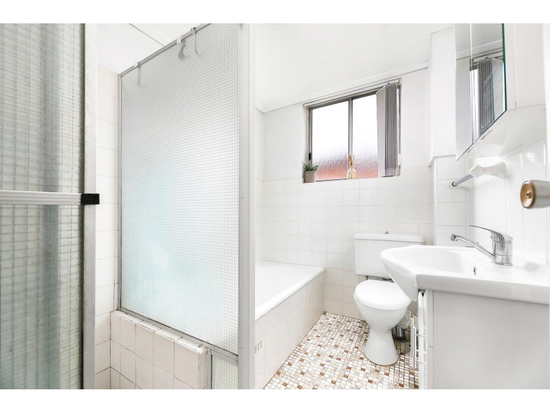 6/6 Coulter Street, Gladesville NSW 2111