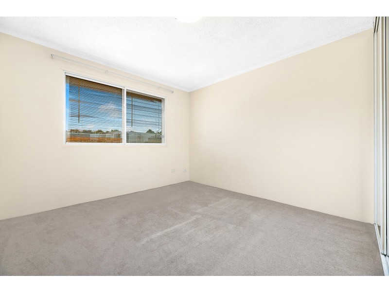 8/63 Unwins Bridge Road, Sydenham NSW 2044