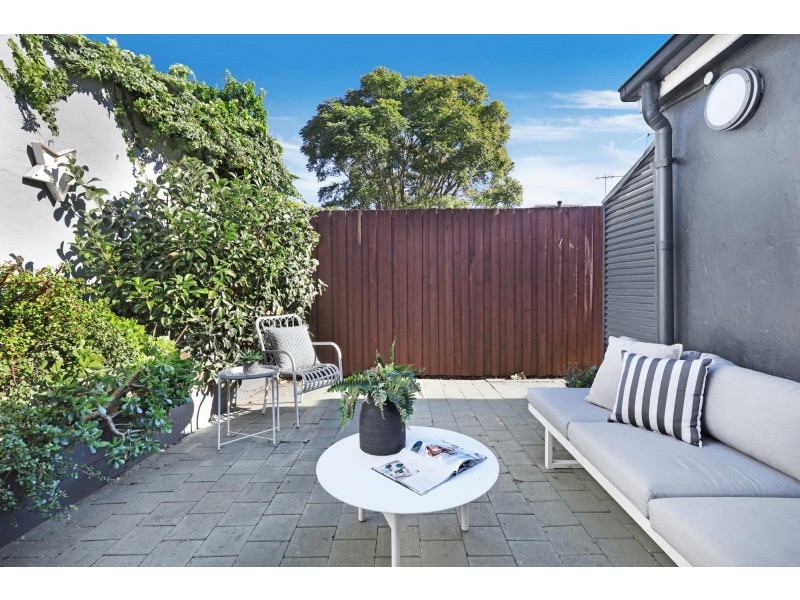 114 Lord Street, Newtown NSW 2042