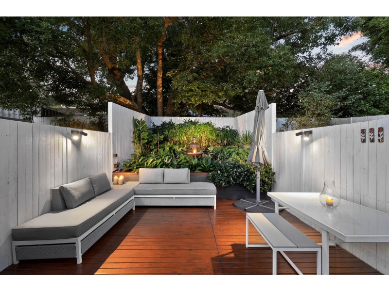 9 Silver Street, St Peters NSW 2044