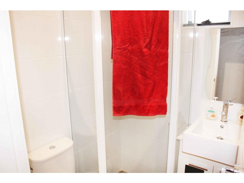 2/1 Cowper Street, Marrickville NSW 2204