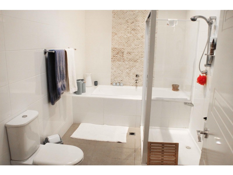 2/1 Cowper Street, Marrickville NSW 2204