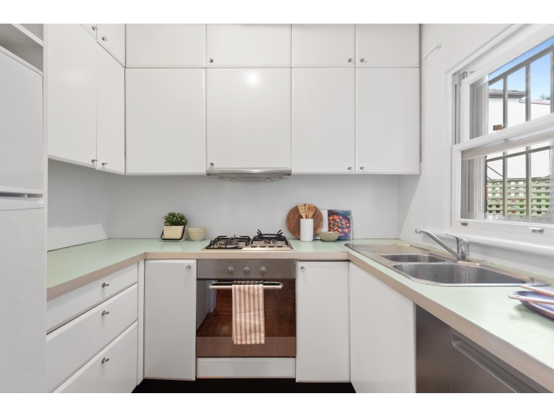 2/20 Holt Street, Stanmore NSW 2048