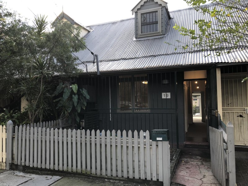 19 Wellington Street, Waterloo NSW 2017