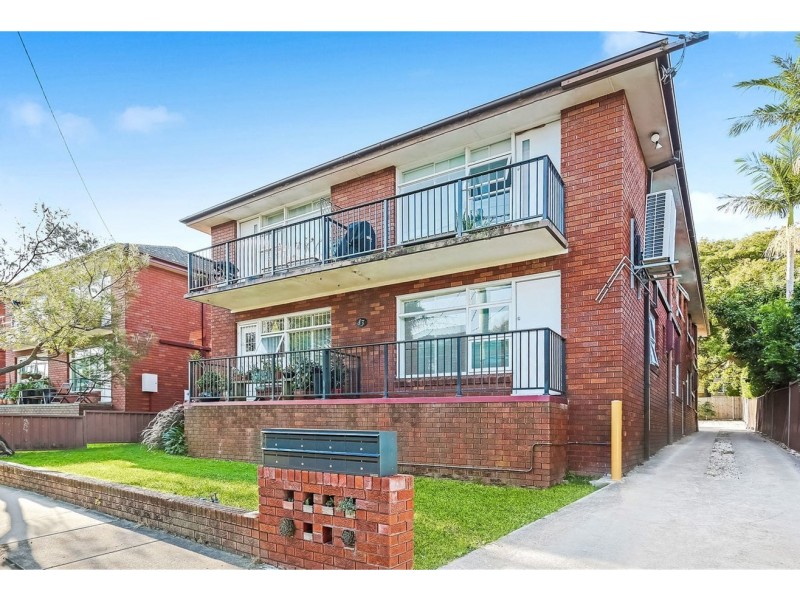 1/83 Newington Road, Marrickville NSW 2204