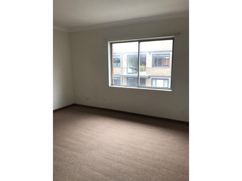 11/15-17 Iredale Street, Newtown NSW 2042