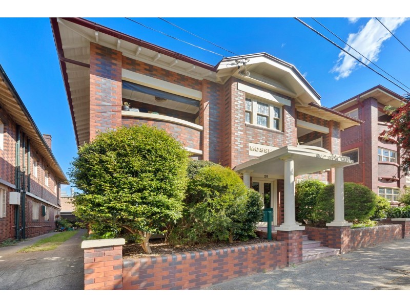 2/20 Holt Street, Stanmore NSW 2048