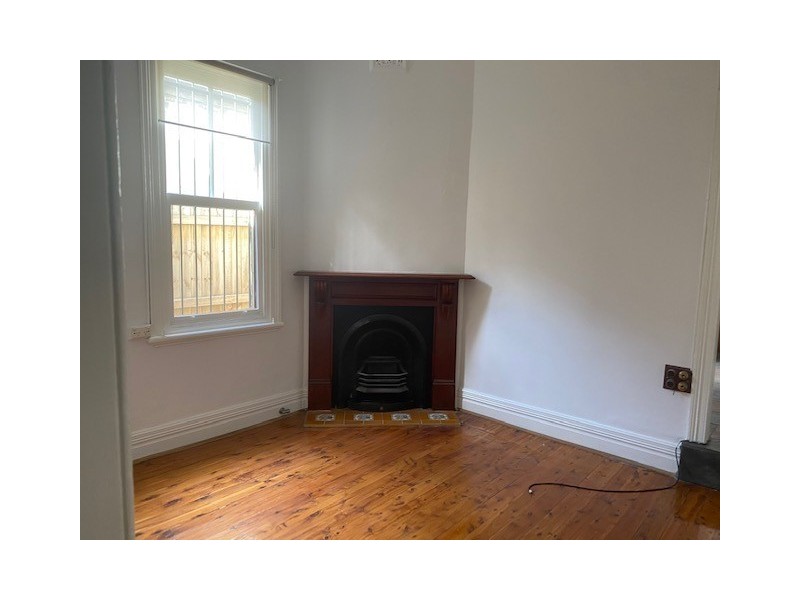 122 Burren Street, Newtown NSW 2042