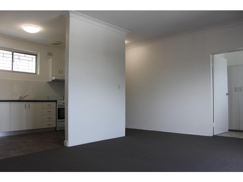 8/39 Laura Street, Newtown NSW 2042