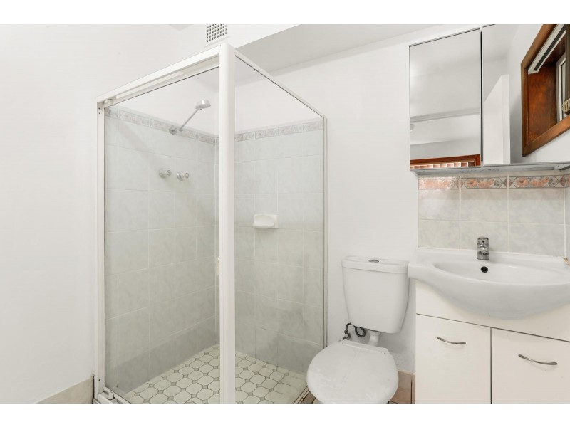1/33 James Street, Enmore NSW 2042