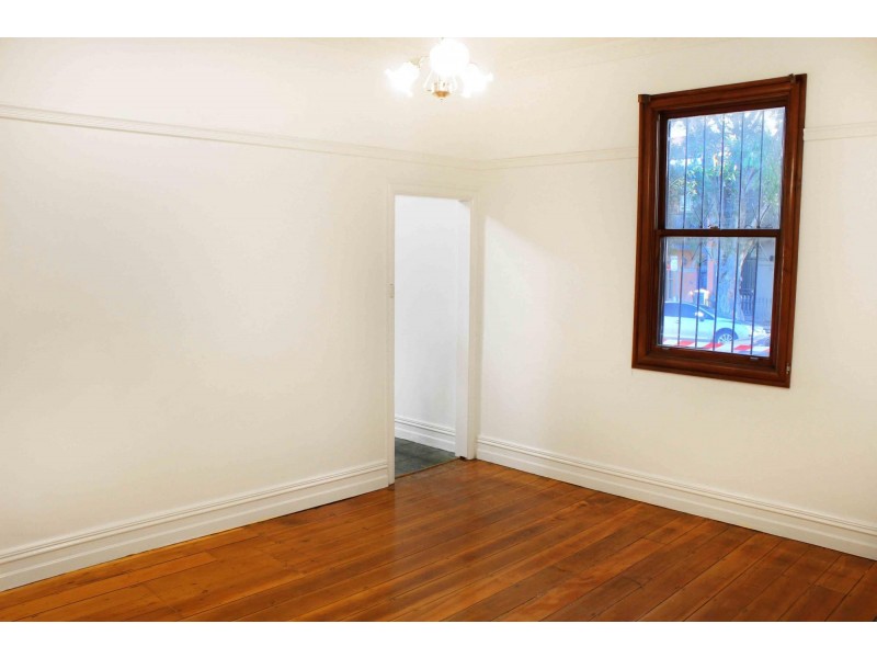 1 Leamington Avenue, Newtown NSW 2042